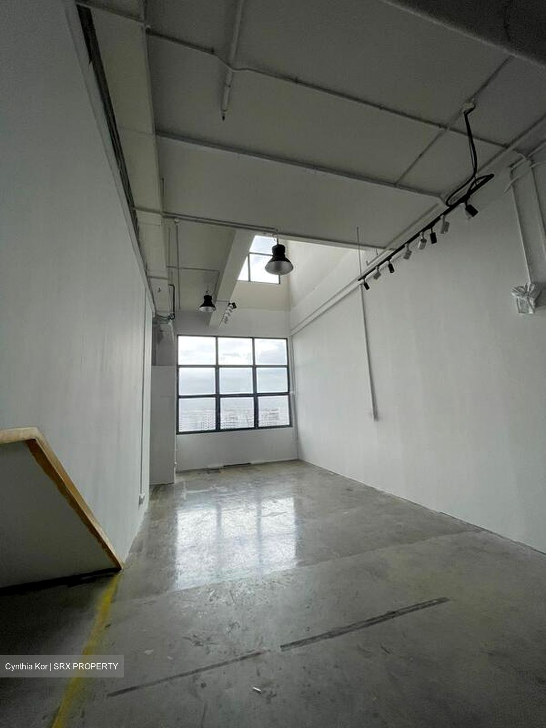 T-space (D18), Factory #497687341